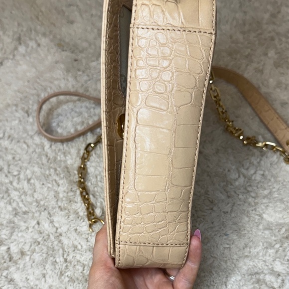 Tory Burch Like New TanCroc-Embossed Tan Crossbody Bag - Picture 7 of 11